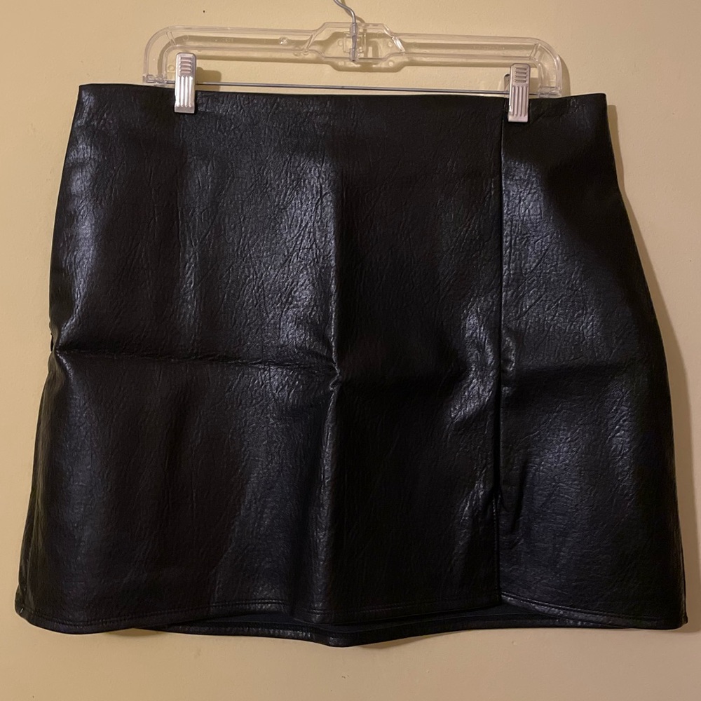 NWT Old Navy Fitted Mini Skirt